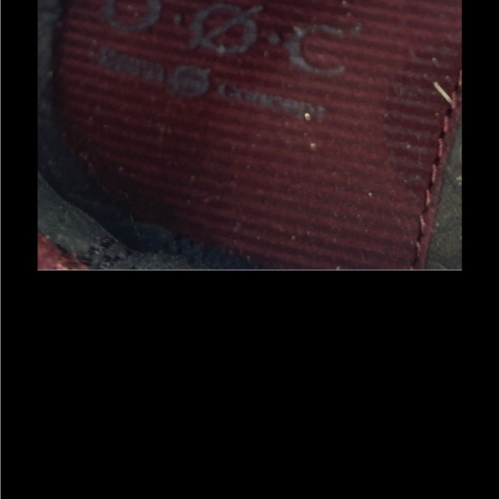 B.O.C. Born Concept Clogs Size 8M/W Burgundy Corduroy Fabric Comfort Pre-Owned - Picture 8 of 8